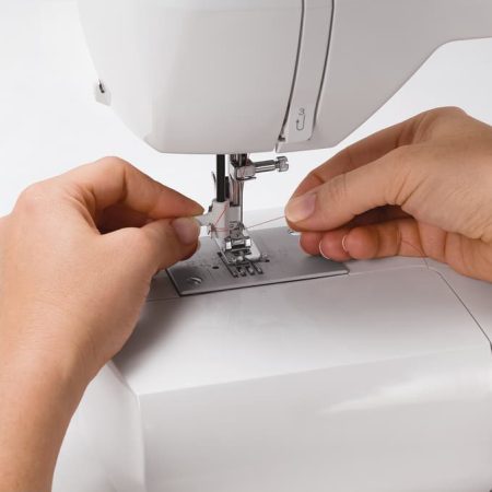 Singer 6180 Brilliance Computerized Sewing Machine